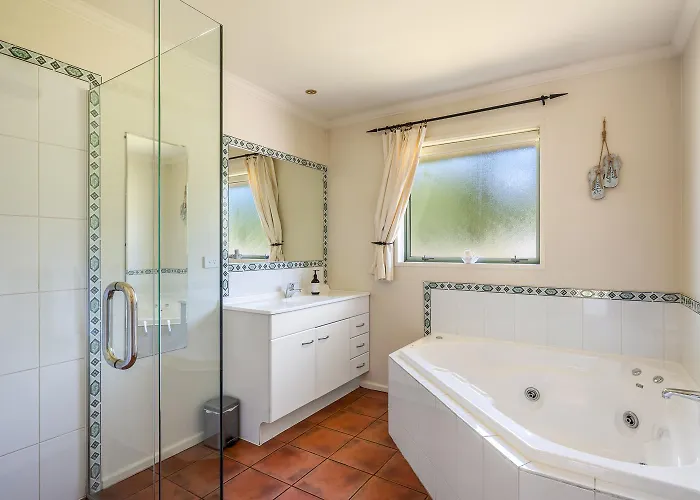 Hedditch Hideaway